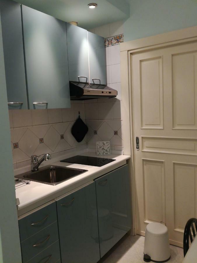 Appartement Cairoli 79 à Bari Extérieur photo