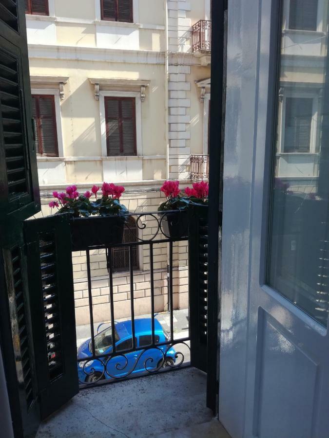 Appartement Cairoli 79 à Bari Extérieur photo