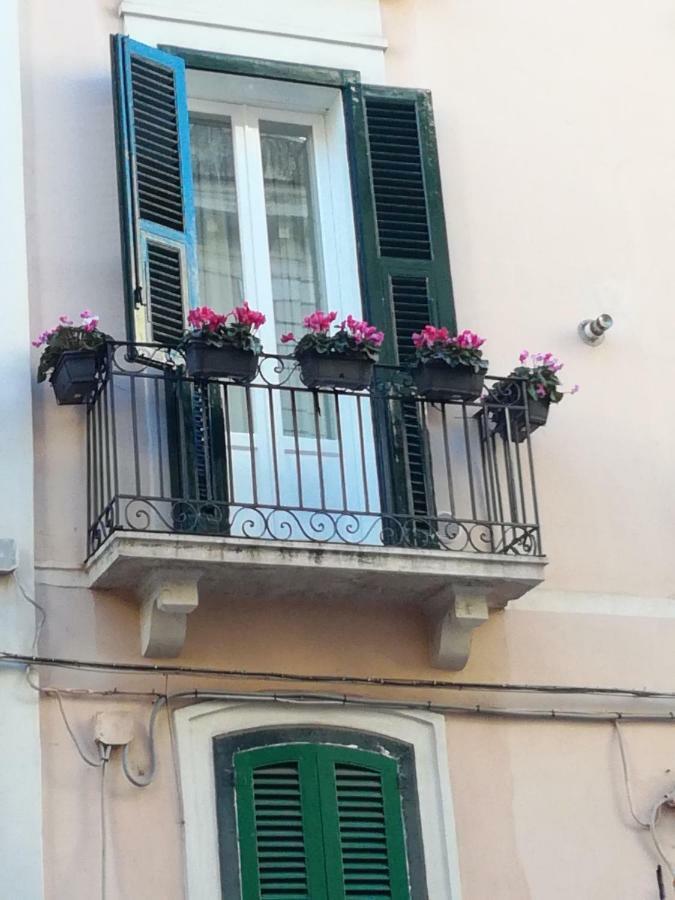 Appartement Cairoli 79 à Bari Extérieur photo